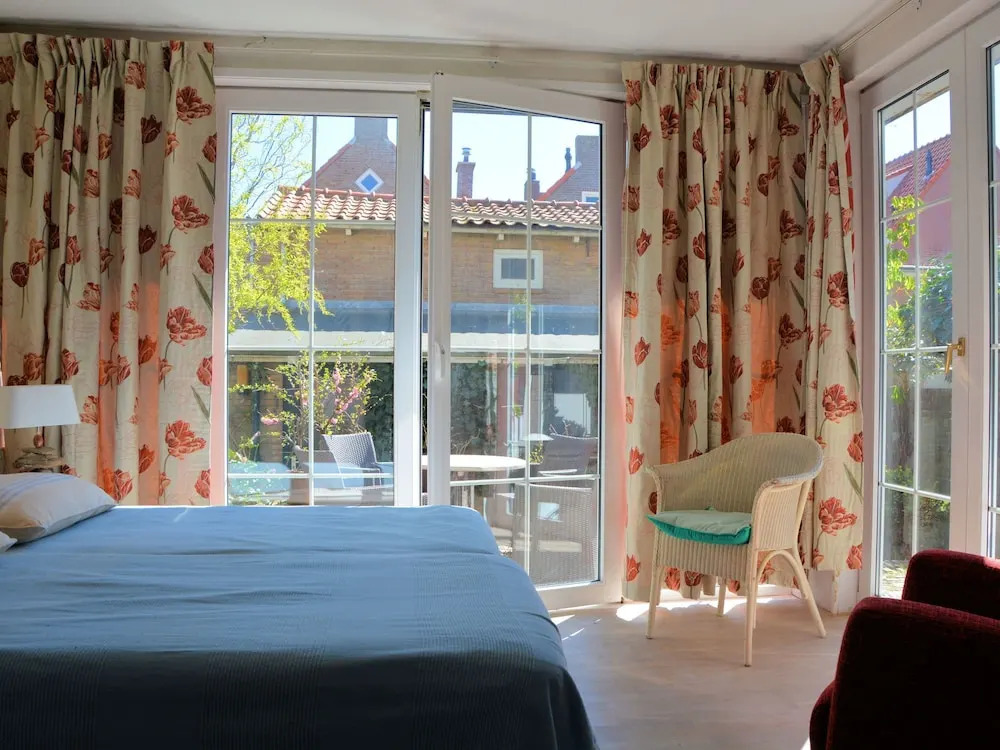 Authentic Jutters House on the Boulevard of Katwijk With sea View
