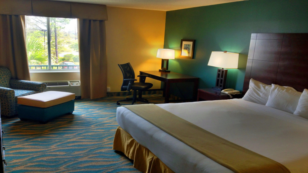 Holiday Inn Express Hotel & Suites Bluffton at Hilton Head Area by IHG