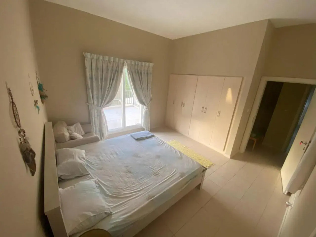 Spacious 4-bedroom villa, children friendly