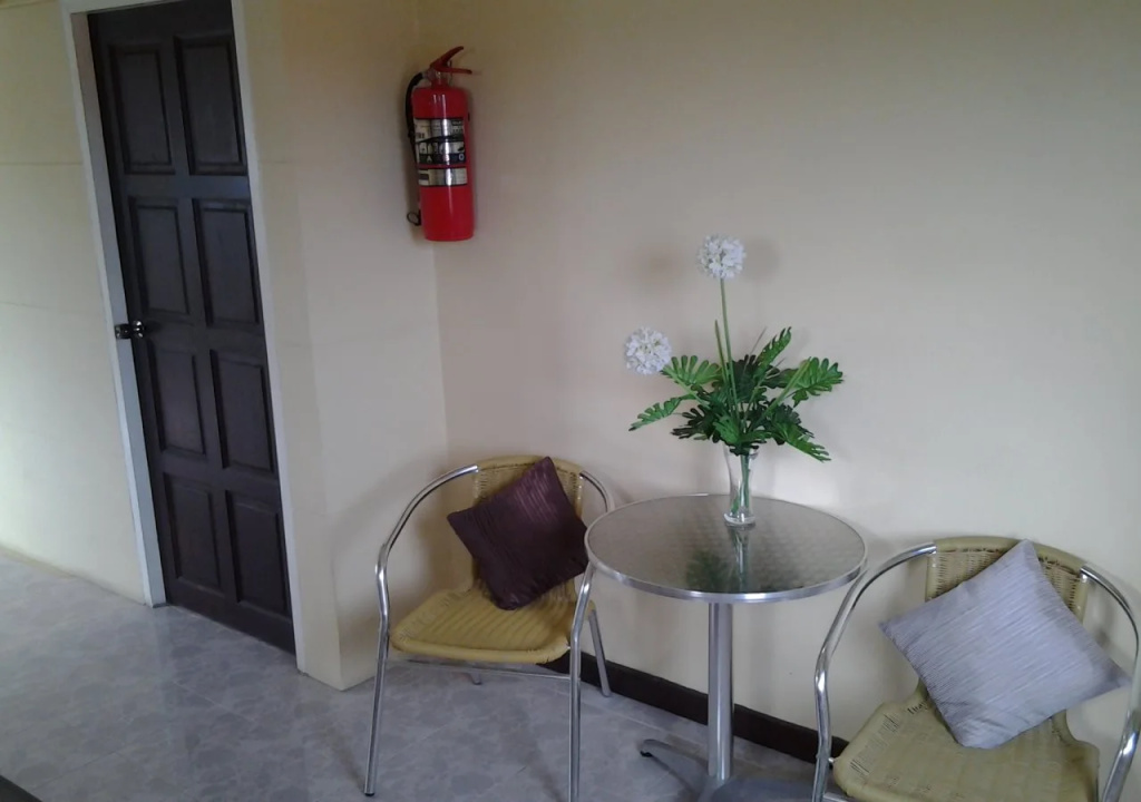 At.Center Guest House & Motorbike For Rent