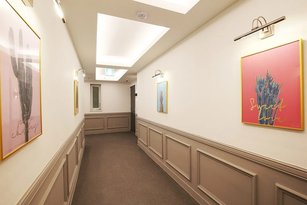 Cheonan City Hotel