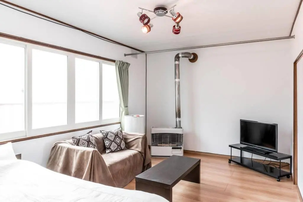 Rustic Modern House in Hakodate