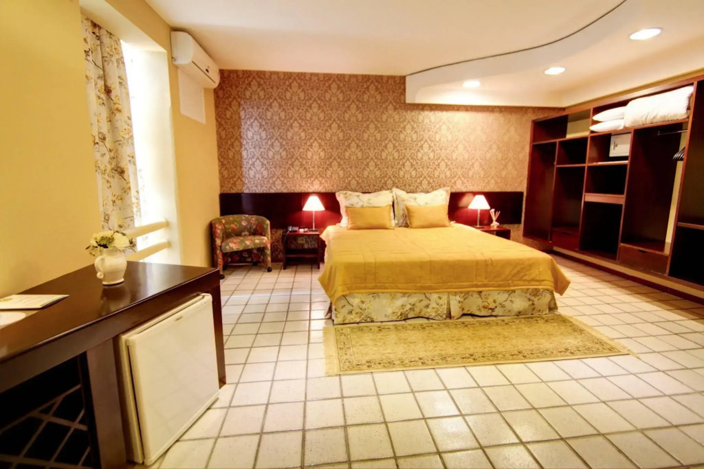 Falls Galli Hotel