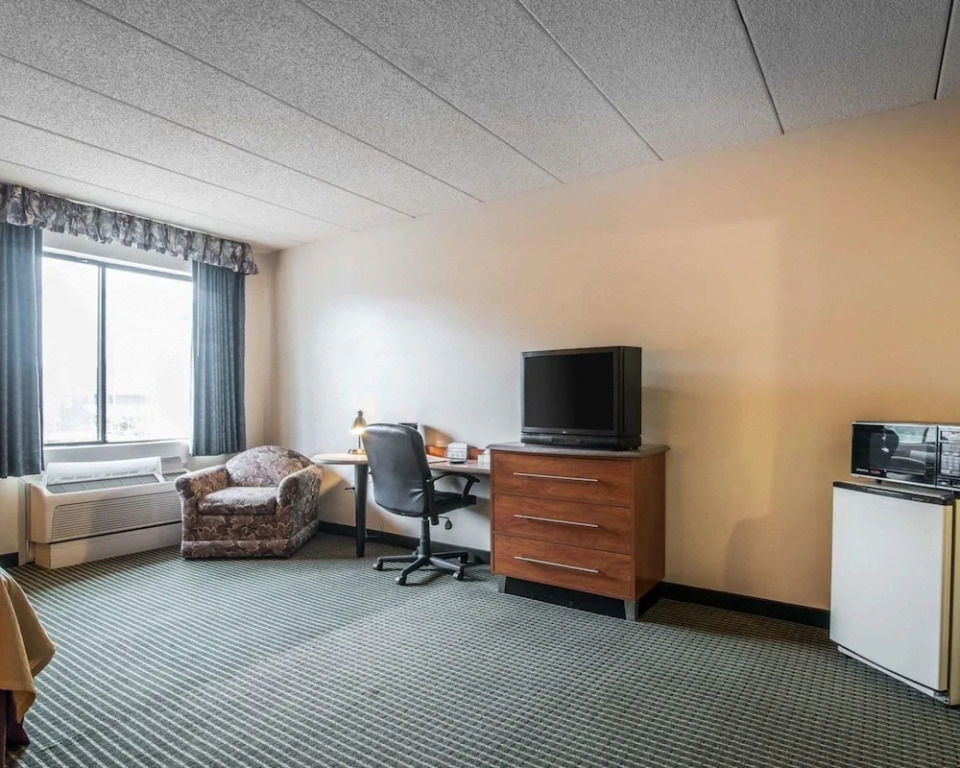 Econo Lodge Near Plymouth State University