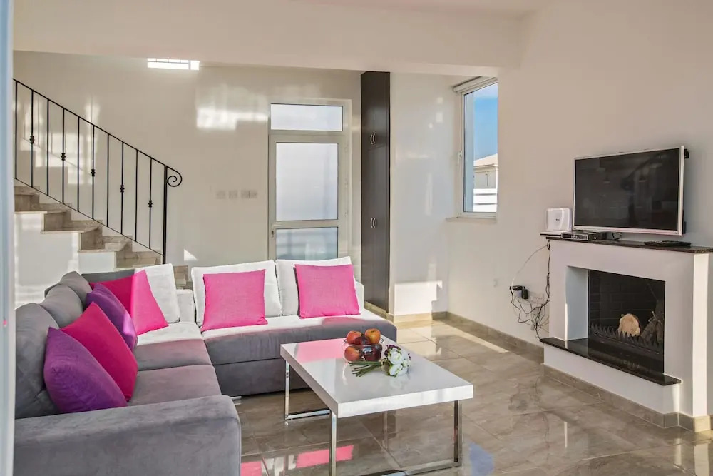 Cyprus Villa Pearl 14 Gold