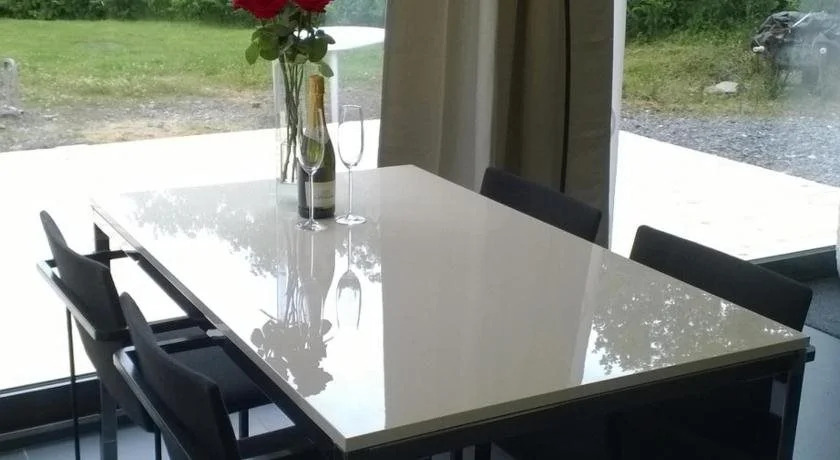 Studio & Appartement au Lac