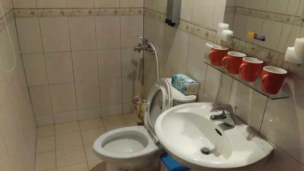 Rong Shu Xia B&B