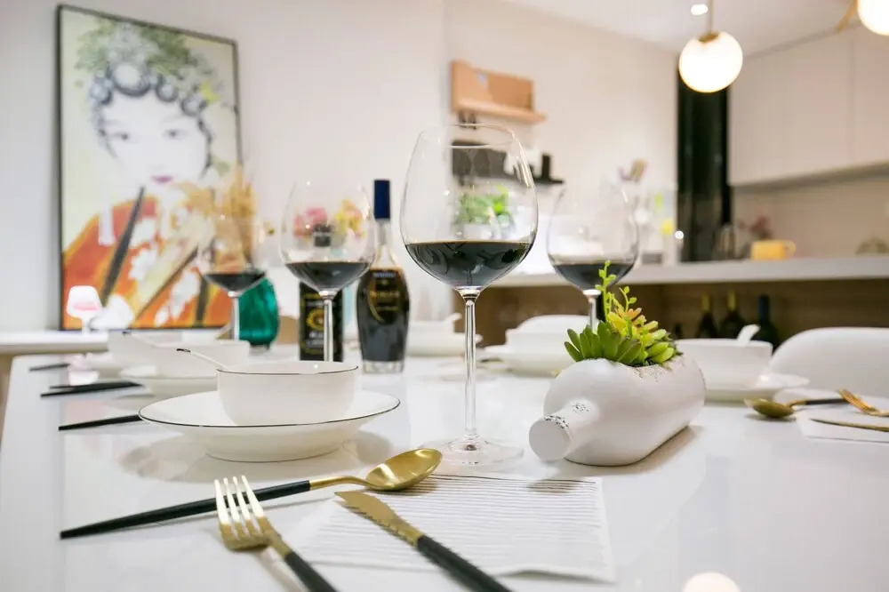 Henry's Apartment- Xujiahui Road