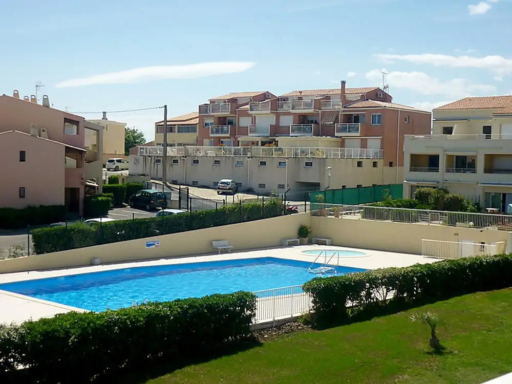 Studio in Agde, With Private Pool and Furnished Terrace - 50 m From th