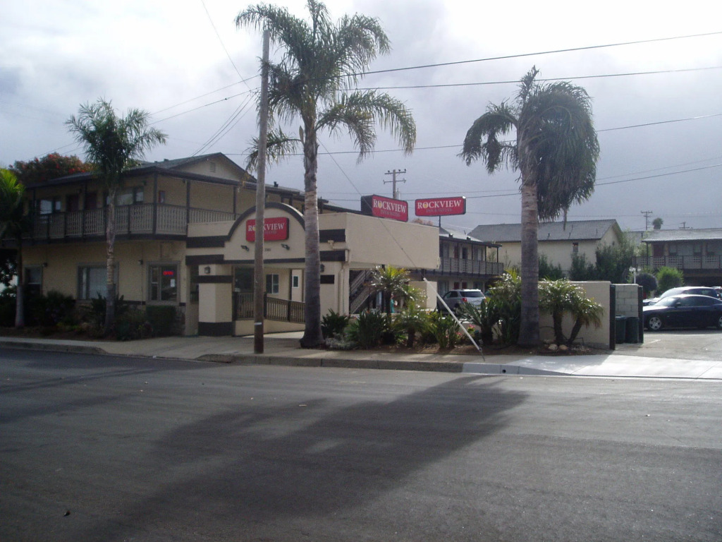 Rockview Inn and Suites - Morro Bay CA