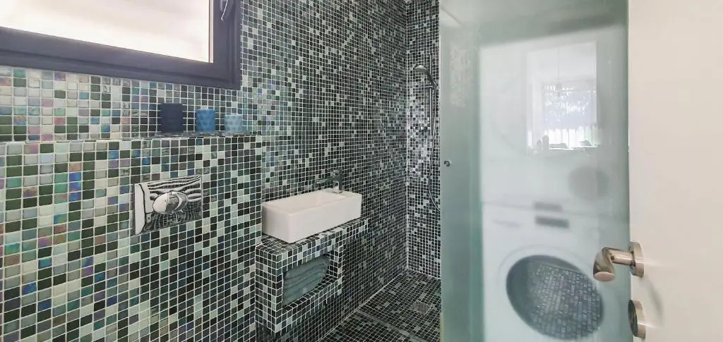 Charming 2 Bdr Apartment Terrace Gordon #TL61