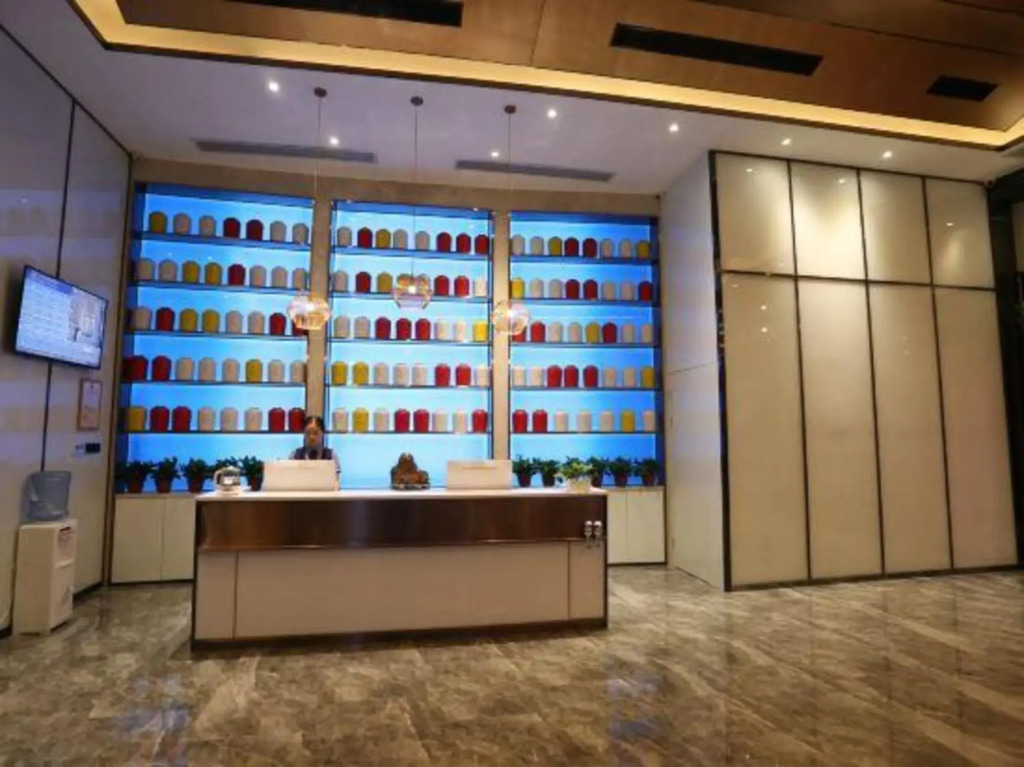 The Diamond Fashion Livable Hotel