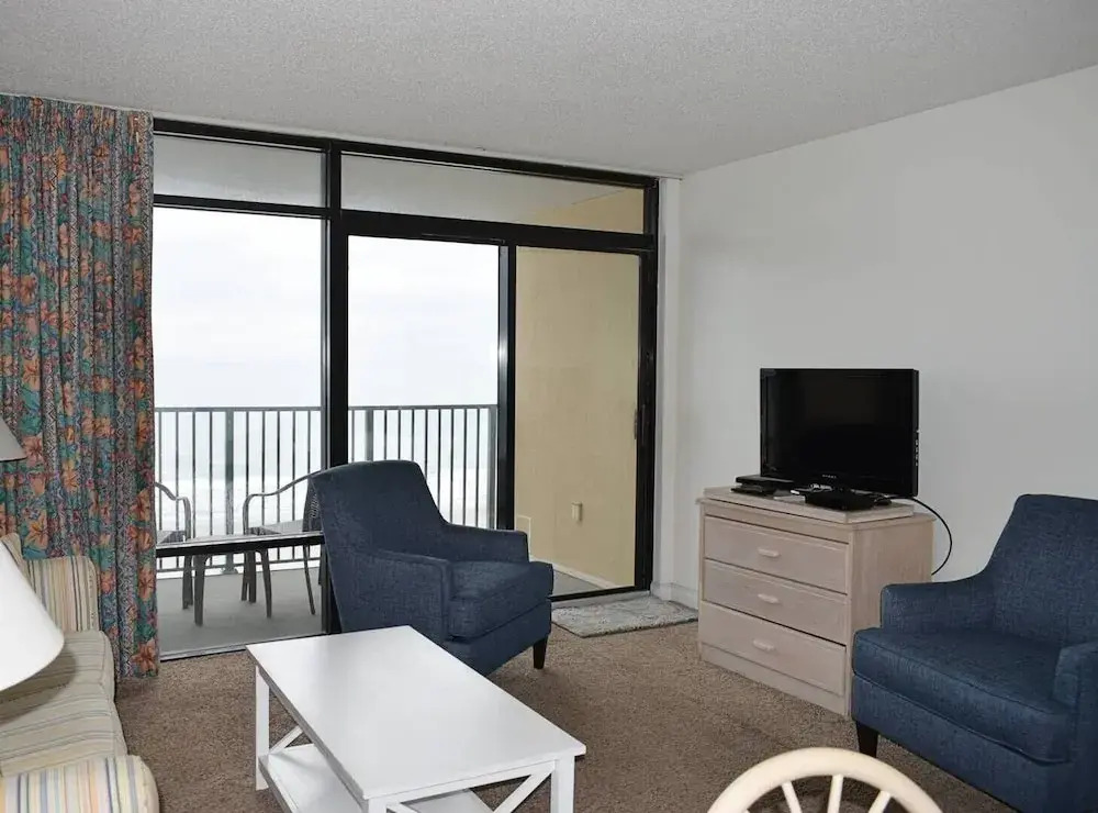 Verandas 602 1 Bedroom Condo by RedAwning, North Myrtle Beach