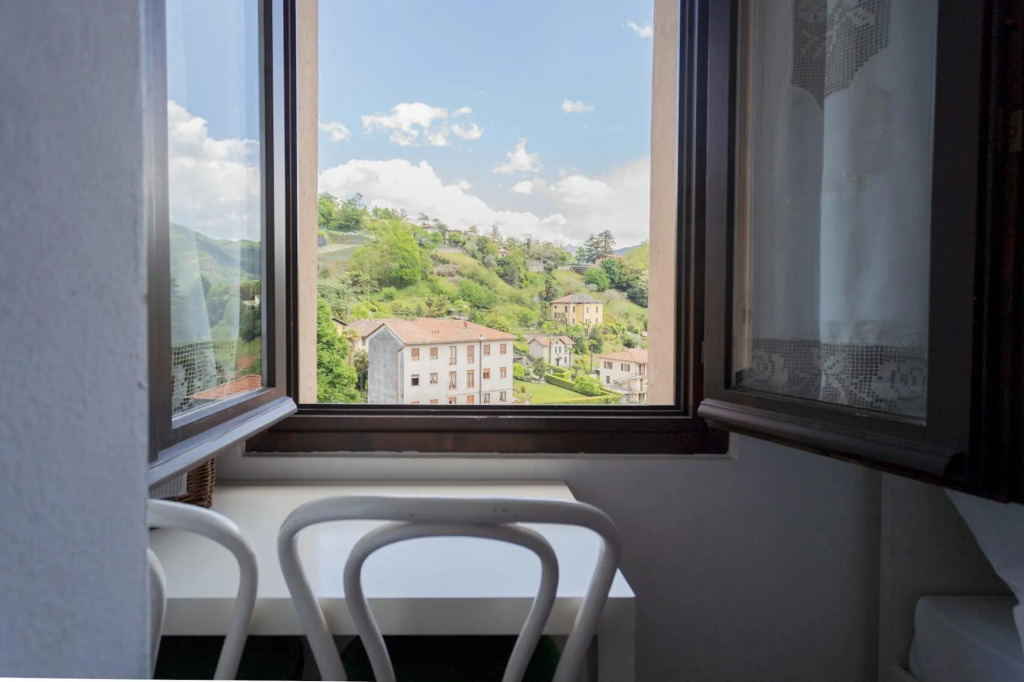 CO-L371-URIC20A1 - Vacation Family Home in Tremezzo