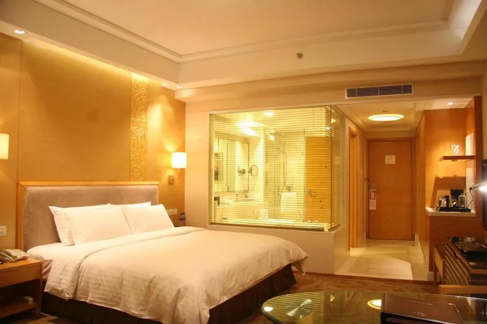 Crowne Plaza Hotel Dandong