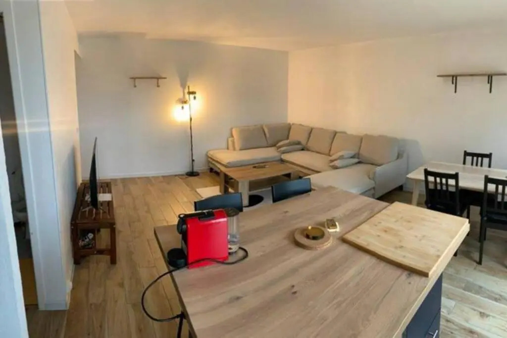 50m² pieds dans l'eau + 20m² Terrasse- Vue sur mer