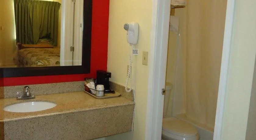 Suite 16 Motel
