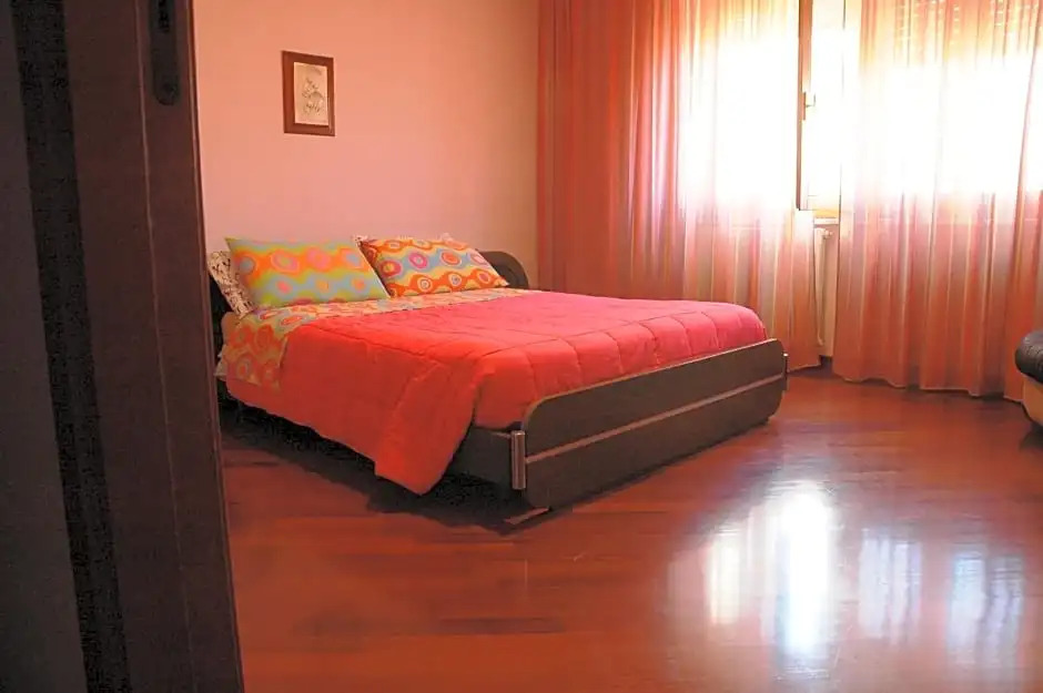 Liana Guest House