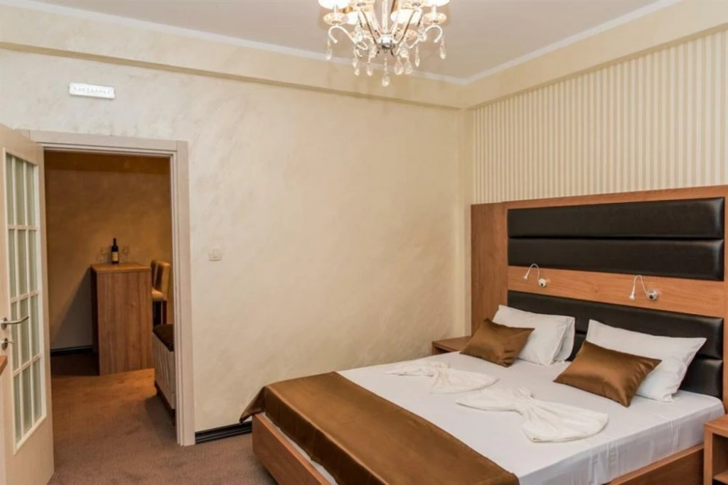 Hotel Crnogorska Kuća