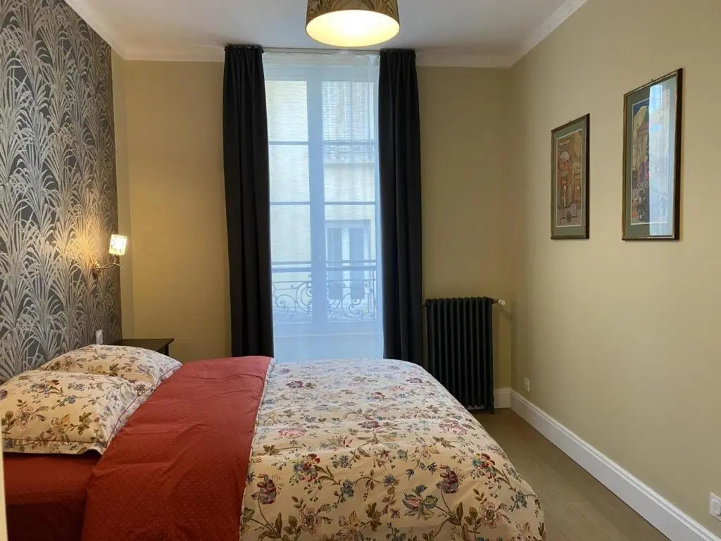 Appartement Vichy, 2 pièces, 2 personnes - FR-1-489-366