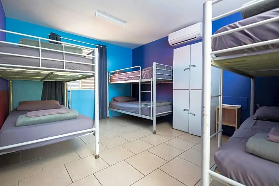 Agnes Palms Motel