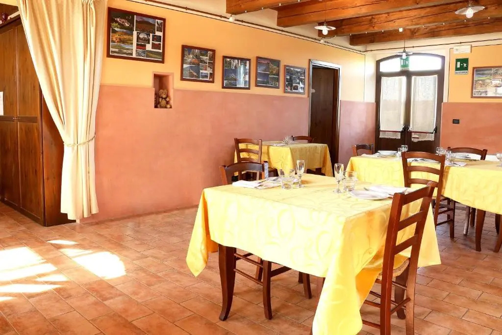 Villa with 6 bedrooms in Provincia di Ancona with wonderful mountain view private pool furnished garden 30 km from the beach