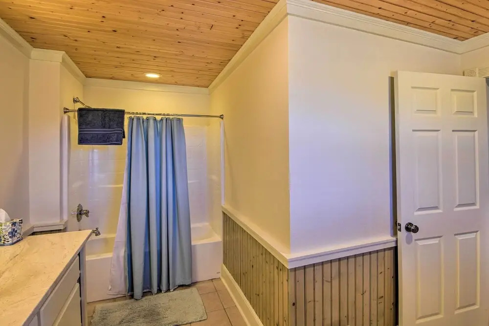 Serving Southern Charm at This Clarkesville House!