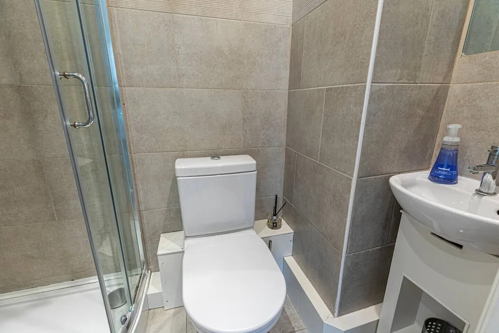 Homely 2-bed flat in Little Venice