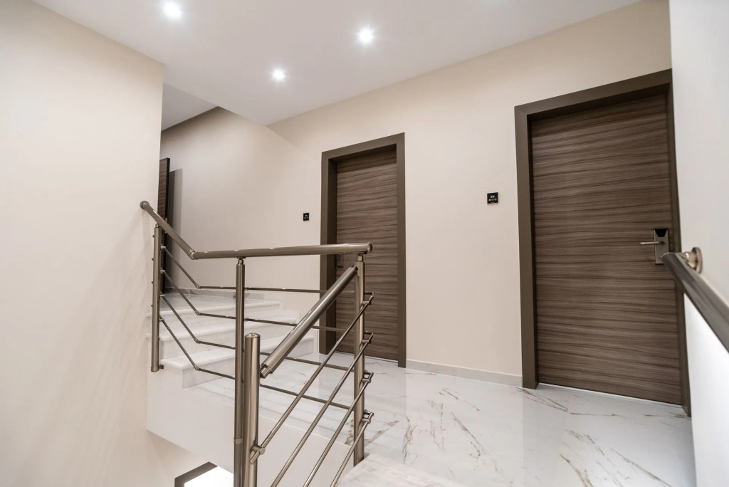 Lagaria Palace Ii