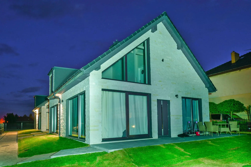 Holiday Home, Private Sauna, Close to the Beach