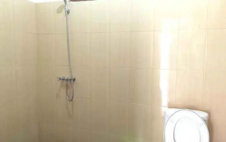 Teratai Beach Hotel Batukaras