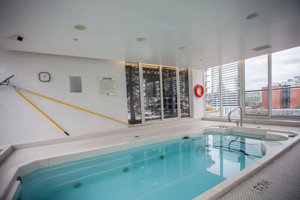 Red Maple Suites - Icon