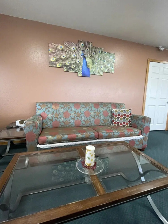 Sallisaw Inn