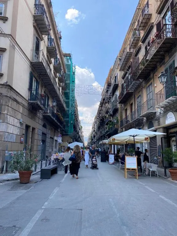 Parlamento Apartment - Esclusivo 120mq centro storico Palermo