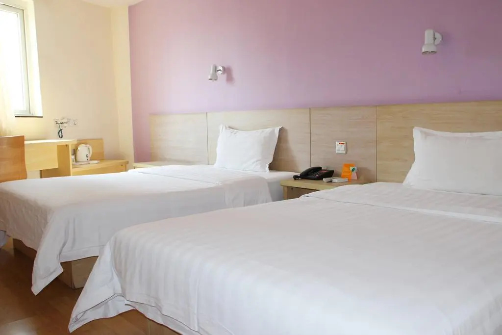 7 Days Inn (Honggangcheng branch)