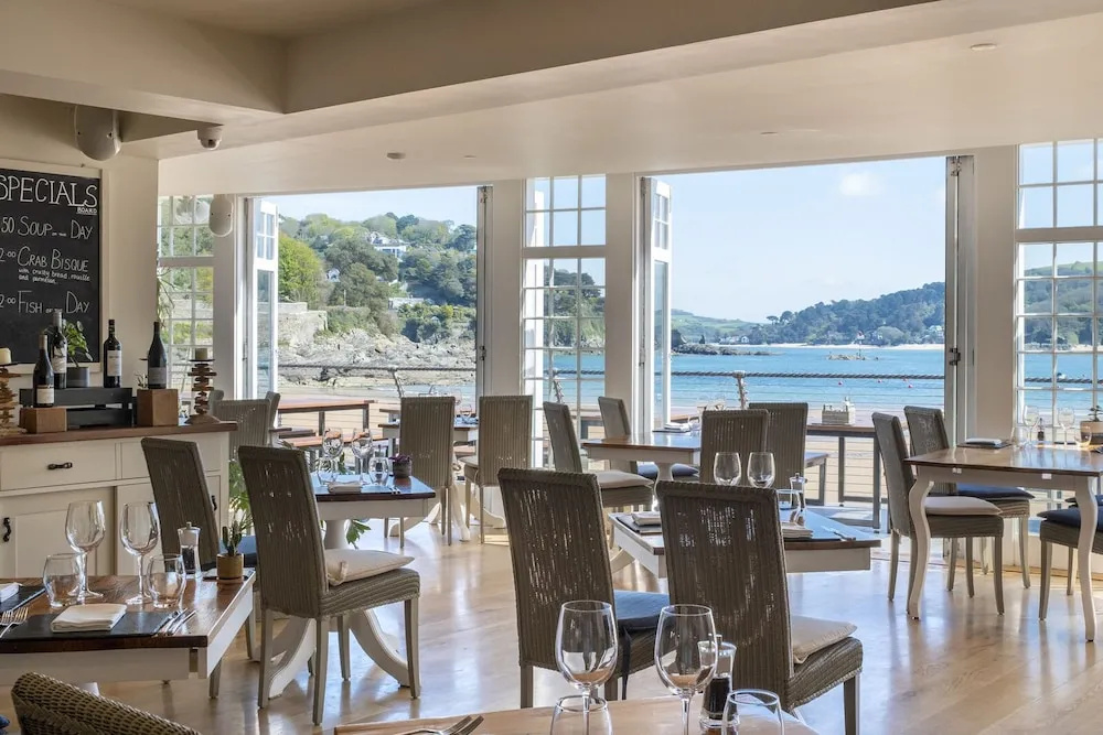 South Sands Hotel