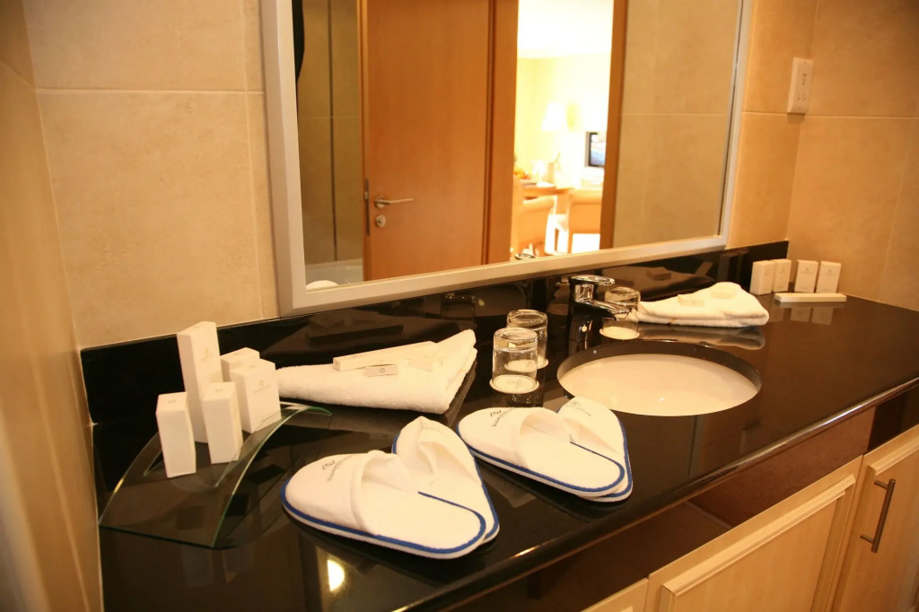 Diamond Coast Hotel