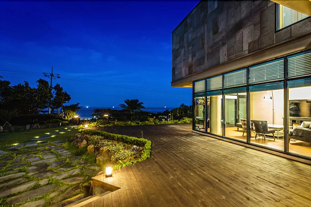 Seogwipo Co Beach Familia Pension