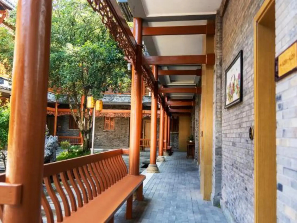 Taoran   Hillseides   Hotel