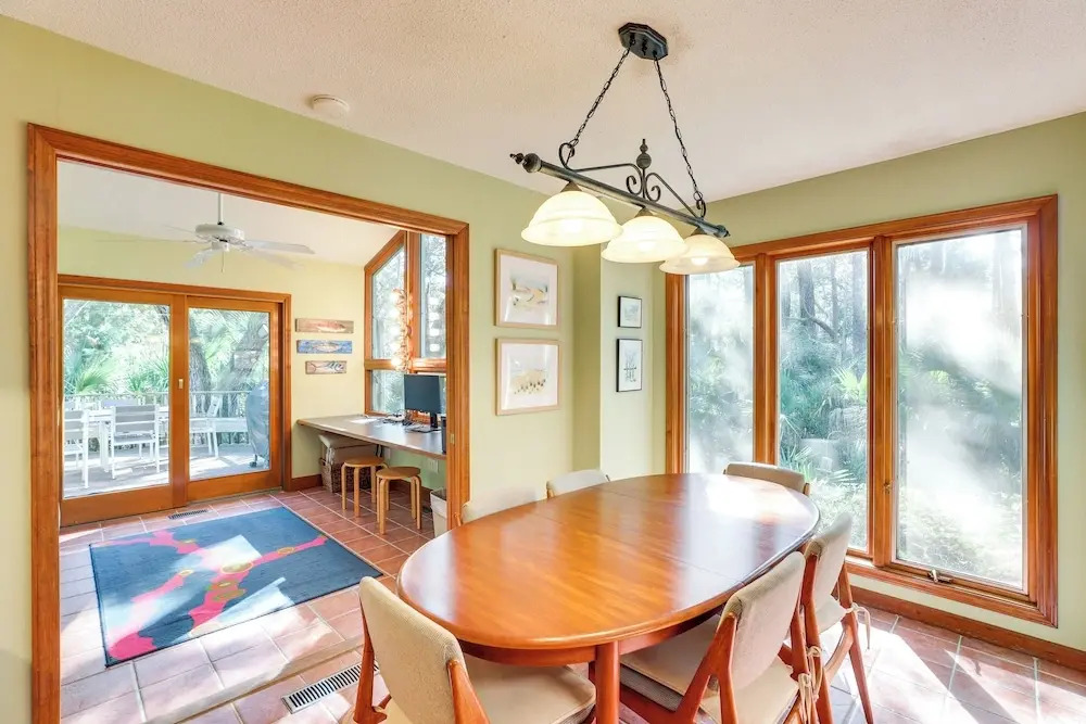 Spacious Kiawah Island Home w/ Deck, Walk to Beach