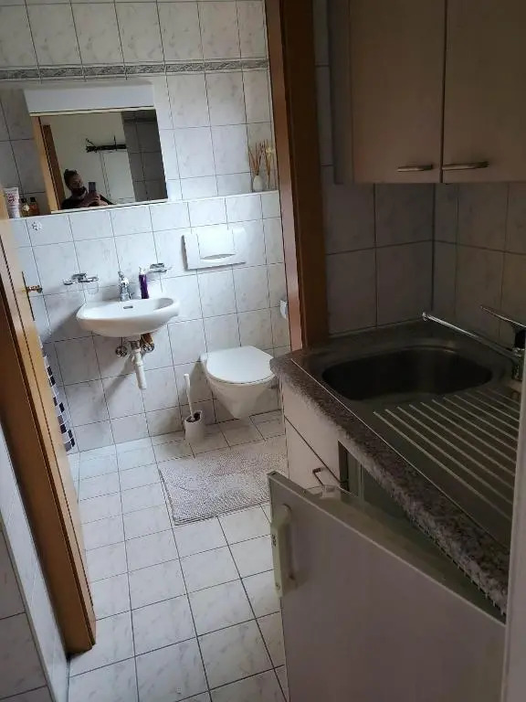 Large studio apartment on the Promenade