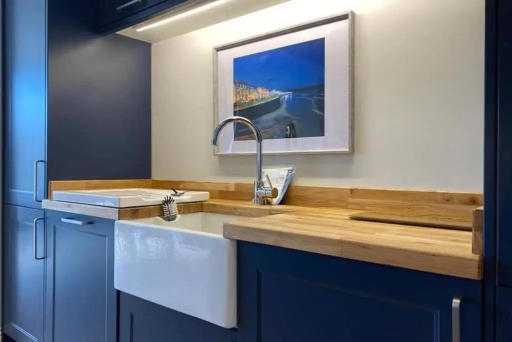 WESTREACH Filey - a 4 Bedroom, all en-suite sleep 8 Townhouse