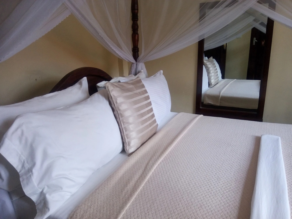 Transit Airport B&B