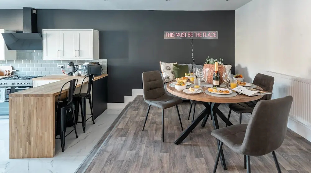 Woodland View Newport - 4 bedroom home