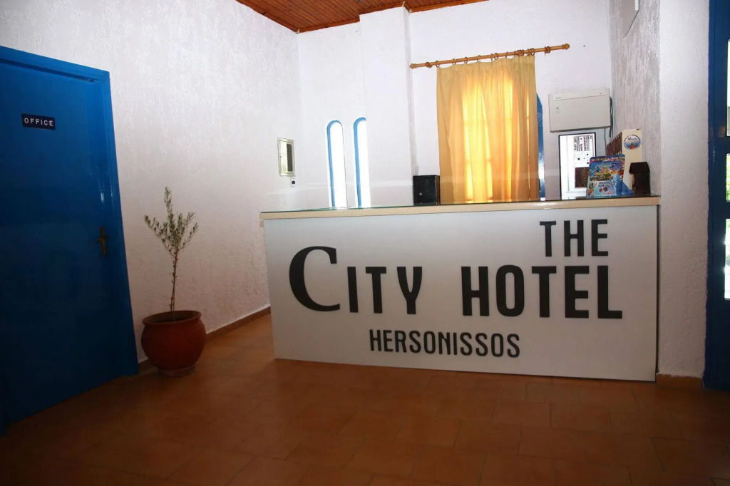 City Green Hotel