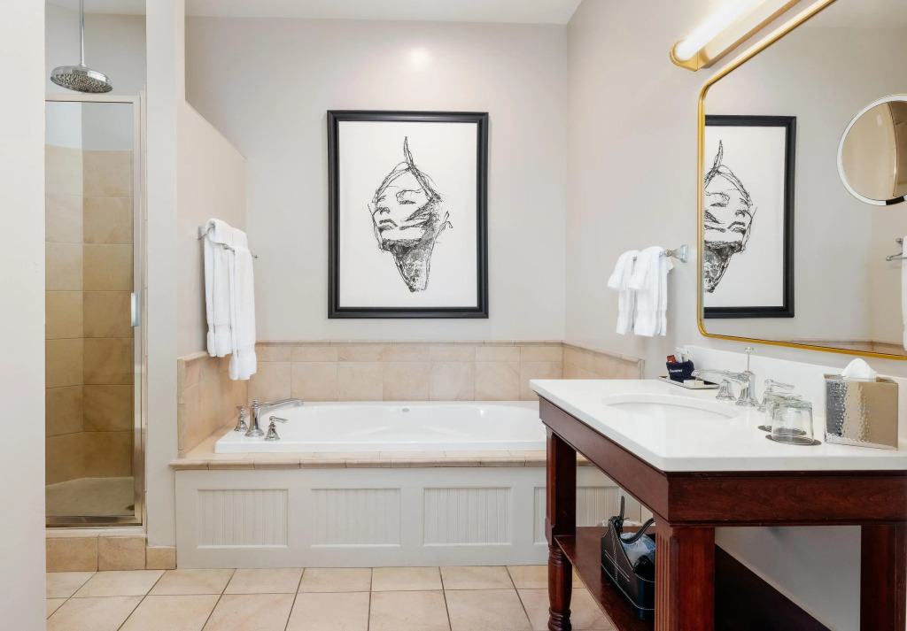 The Delafield Hotel