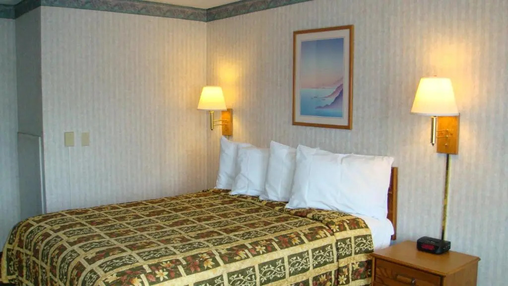 Sunset Inn Lake Oroville