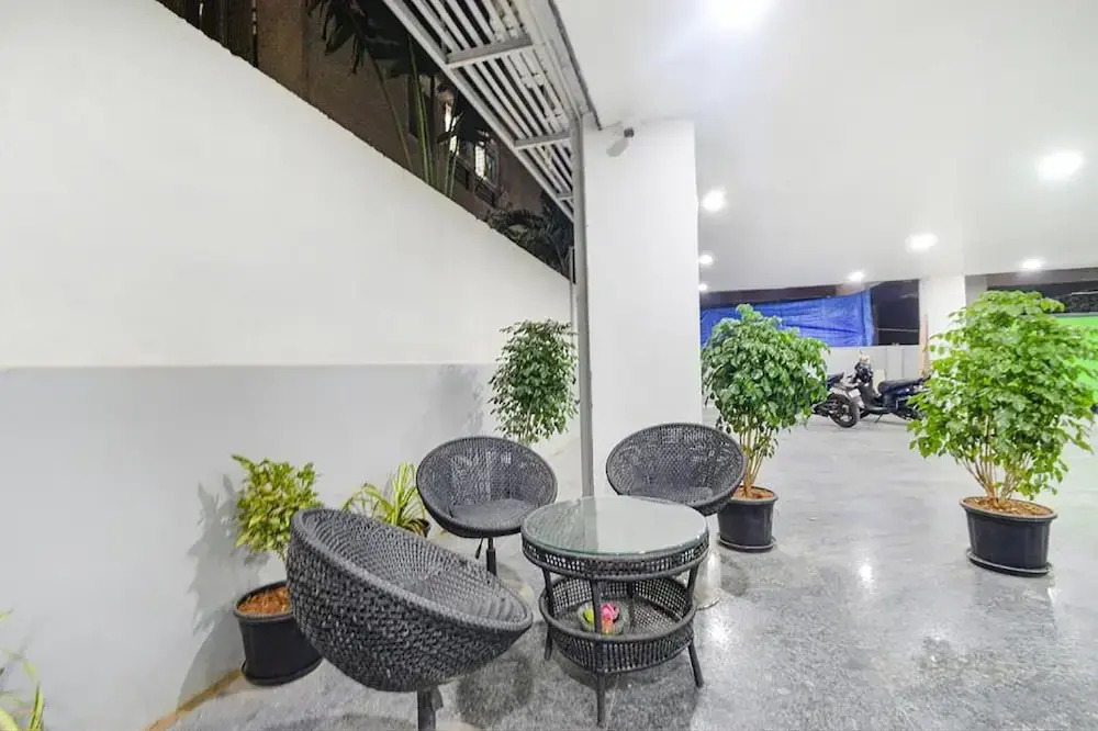 FabHotel SSR Ikon Suites - Nr Hyderabad Central University, Kondapur