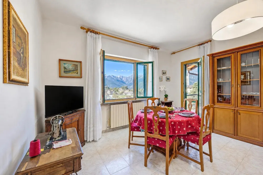 La Casa di Guido Hiking Skiing And Lakes