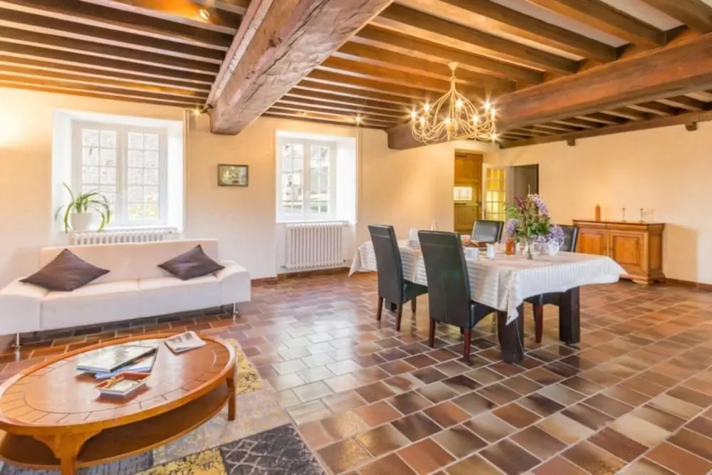 Le Manoir de Placy - Chambres dHôtes